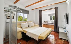 Casa De 2 Dormitorios Con Piscina Privada Y Desayuno Incluido En Alhaurin